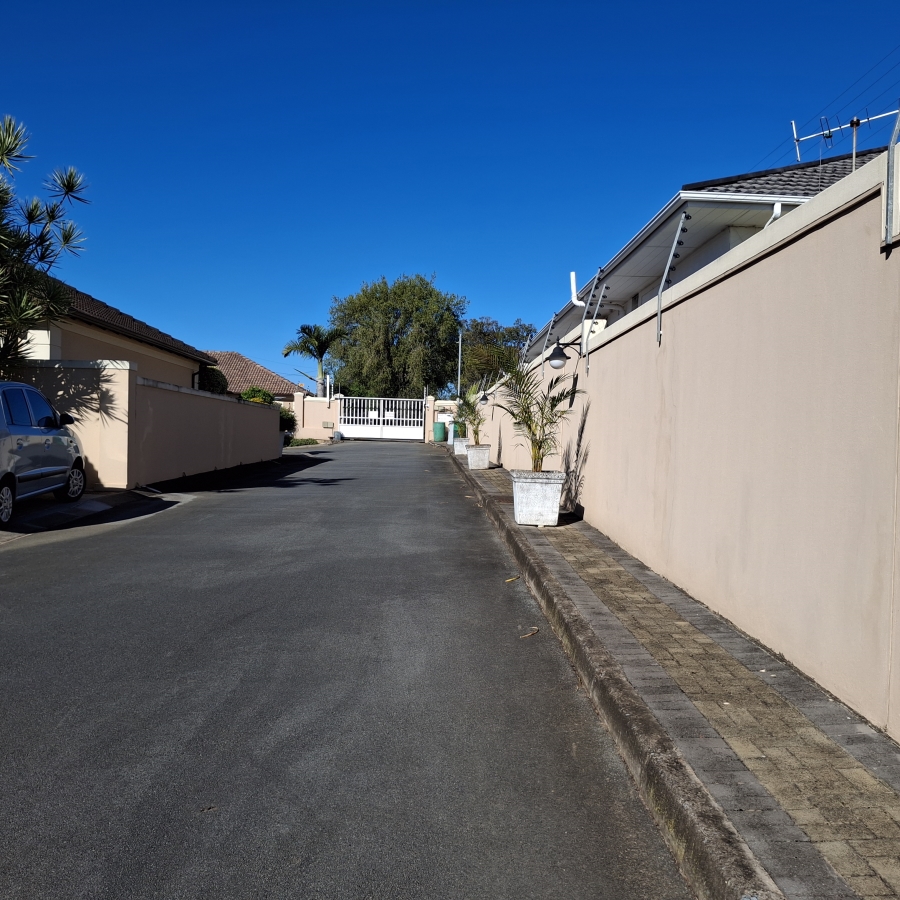 To Let 3 Bedroom Property for Rent in Vincent Eastern Cape